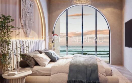 Stunning 4 BHK | SEAFRONT | 4 Years PP | 10% DP