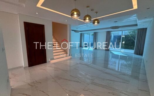 NO COMMISSION 5 BEDROOMS VILLA + MAID ROOM READY