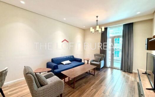 FANCY FURNITURE/CHARMING 1BHK WITH FULL SEA VIEW