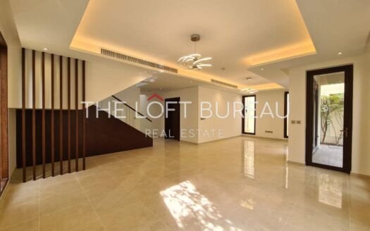 Spacious 4 Bedroom + Maid Villa | No Agency Fees