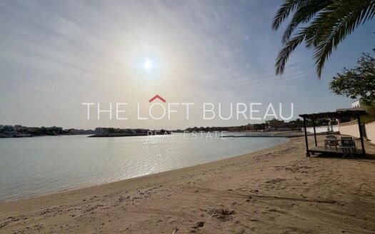 Renovated 4BR Villa + M| Pool & Gym | Beach Access