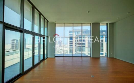 For Sale| 2BHK| Seef Lusail| 185 m² | Urban View|