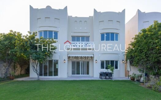 Lovely! S/F 4BR Villa In Compound WBL!