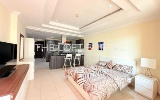 BILLS INCLUDED || STUDIO WITH BALCONY || FF